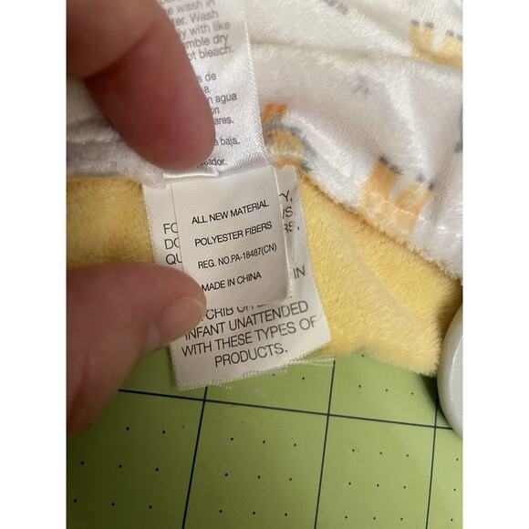 Modern Baby Giraffe Baby Lovey Security Blanket Rattle Teething Rings White Tan - Picture 7 of 10